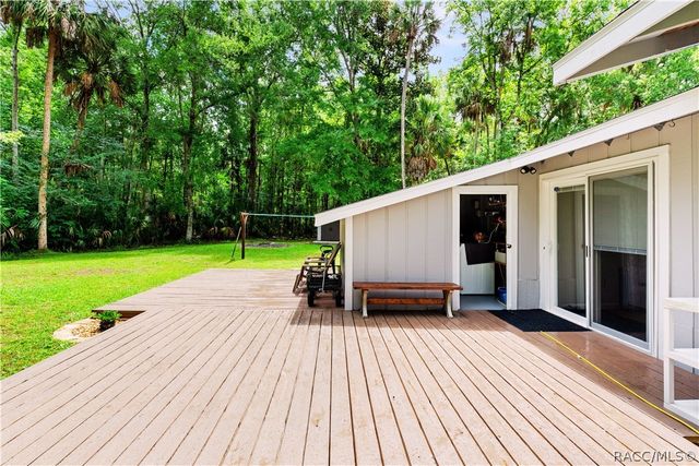 9575 W Yulee Drive, Homosassa, FL 34448