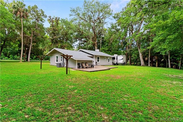 9575 W Yulee Drive, Homosassa, FL 34448