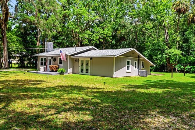 9575 W Yulee Drive, Homosassa, FL 34448