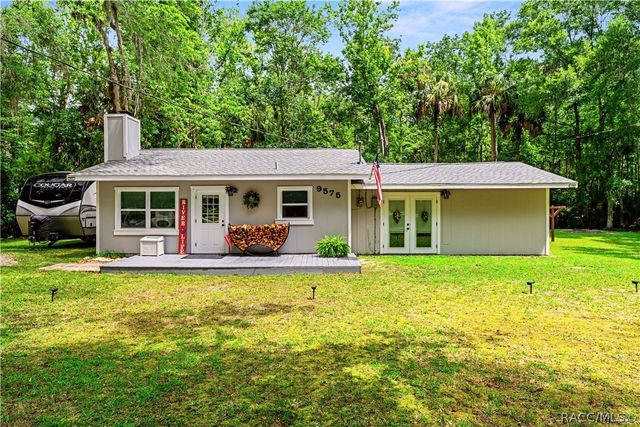 9575 W Yulee Drive, Homosassa, FL 34448