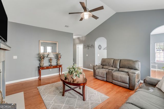 143 Fairway Drive, Newnan, GA 30265