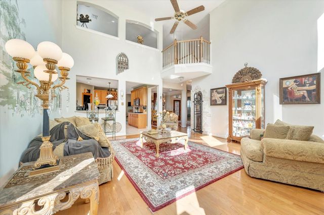 1639 Lakeside Enclave Drive, Houston, TX 77077