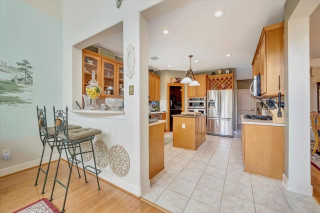 1639 Lakeside Enclave Drive, Houston, TX 77077