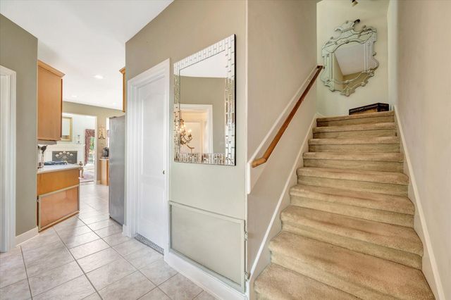 1639 Lakeside Enclave Drive, Houston, TX 77077