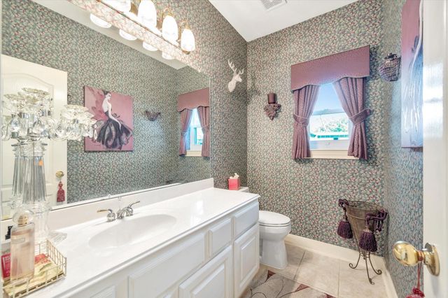 1639 Lakeside Enclave Drive, Houston, TX 77077