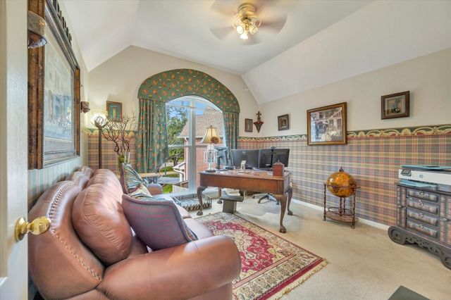 1639 Lakeside Enclave Drive, Houston, TX 77077