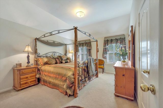 1639 Lakeside Enclave Drive, Houston, TX 77077