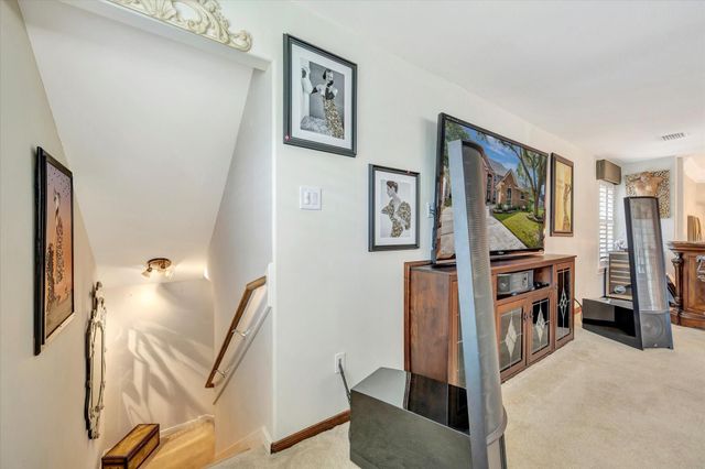 1639 Lakeside Enclave Drive, Houston, TX 77077