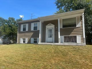 3955 Delmont Drive, Indianapolis, IN 46235