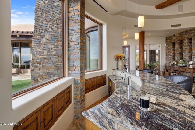 11105 E TAMARISK Way, Scottsdale, AZ 85262