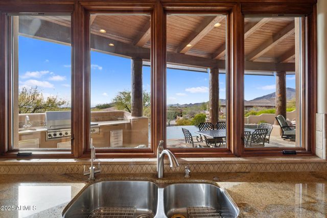 11105 E TAMARISK Way, Scottsdale, AZ 85262