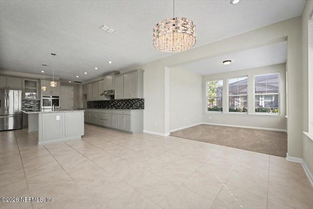 1009 OAKLAND HILLS Avenue, Middleburg, FL 32068