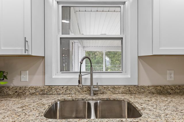 103 Sand Hill Church Road, Irvine, KY 40336