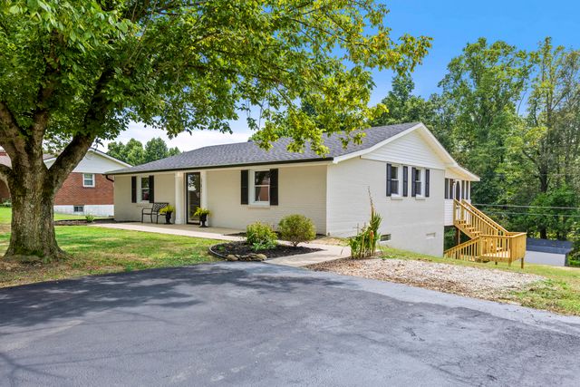 103 Sand Hill Church Road, Irvine, KY 40336