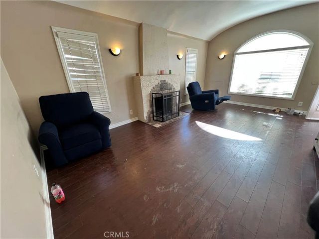 1855 W 68th, Los Angeles, CA 90047