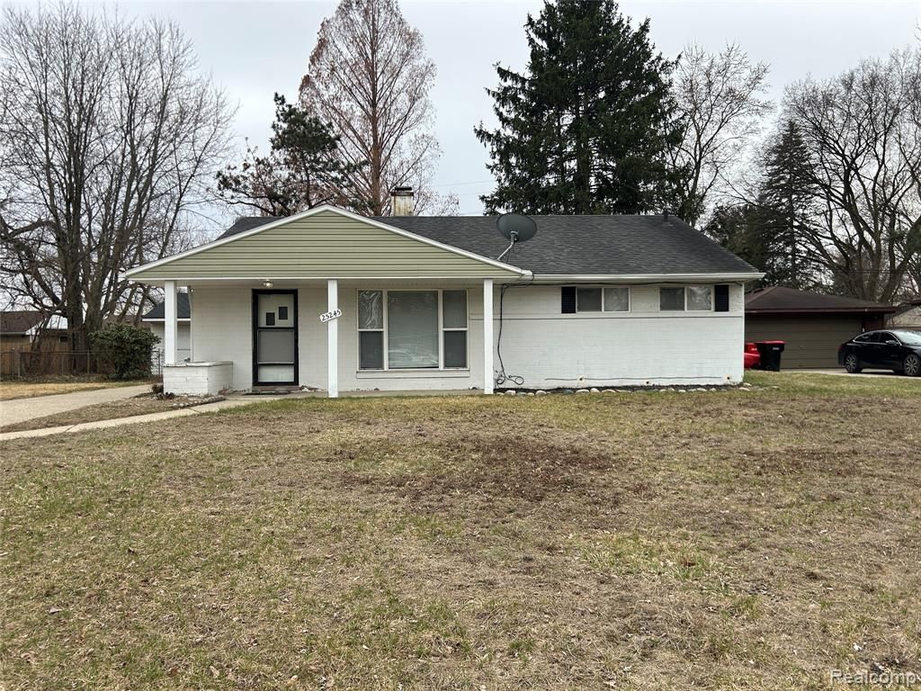 25245 Kildare Street, Southfield, MI 48033