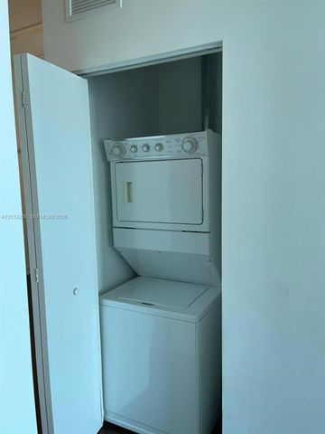 3029 NE 188th St 602, Aventura, FL 33180
