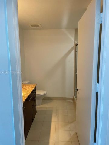 3029 NE 188th St 602, Aventura, FL 33180