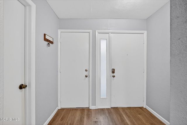 2564 W Village Drive, Toledo, OH 43614