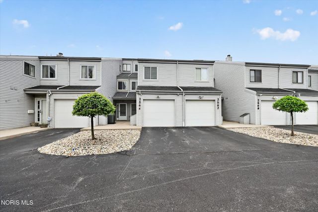 2564 W Village Drive, Toledo, OH 43614