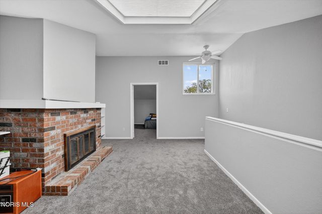 2564 W Village Drive, Toledo, OH 43614