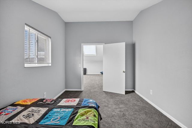 2564 W Village Drive, Toledo, OH 43614