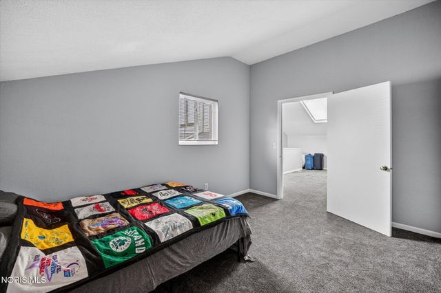 2564 W Village Drive, Toledo, OH 43614
