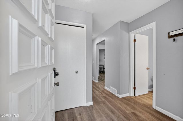 2564 W Village Drive, Toledo, OH 43614
