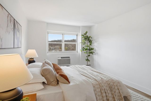 80 E Hartsdale Avenue 518, Hartsdale, NY 10530