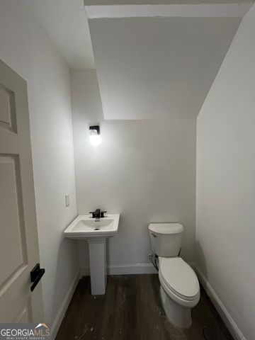 7 Charleston Avenue SE, Atlanta, GA 30315