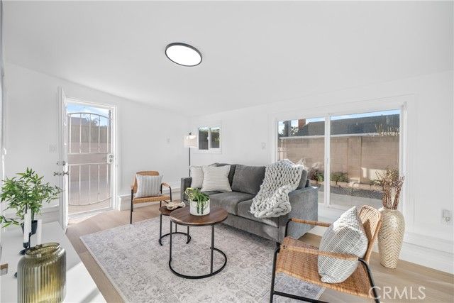 17391 Meer Circle, Huntington Beach, CA 92647