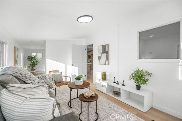 17391 Meer Circle, Huntington Beach, CA 92647