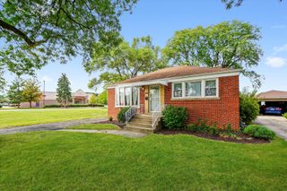 4718 Butterfield Road, Hillside, IL 60162