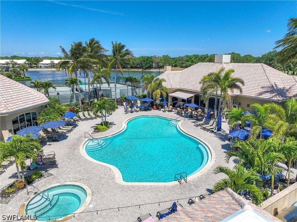13046 Amberley CT 602RA, Bonita Springs, FL 34135