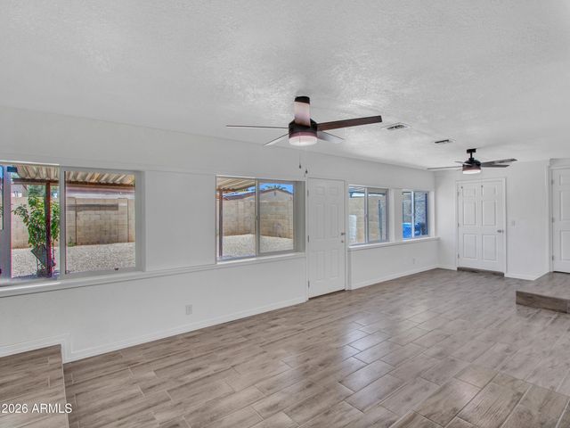 10530 W CALLE DEL SOL --, Phoenix, AZ 85037