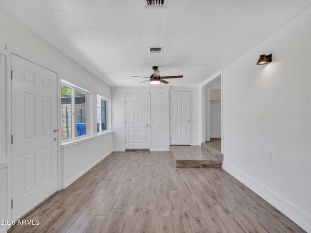 10530 W CALLE DEL SOL --, Phoenix, AZ 85037