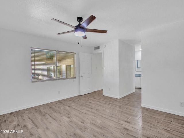 10530 W CALLE DEL SOL --, Phoenix, AZ 85037