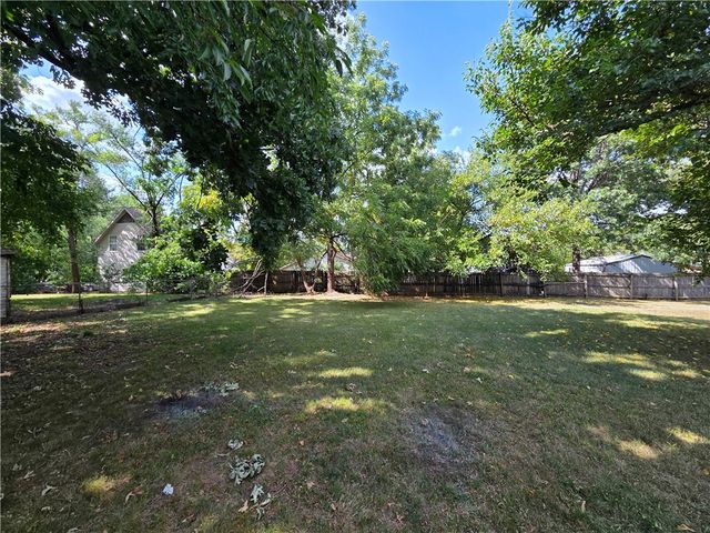 404 Hart Avenue, Springdale, AR 72764