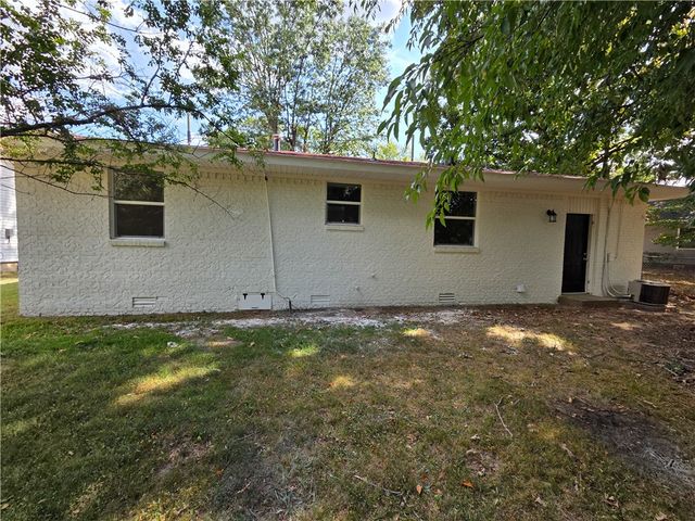 404 Hart Avenue, Springdale, AR 72764
