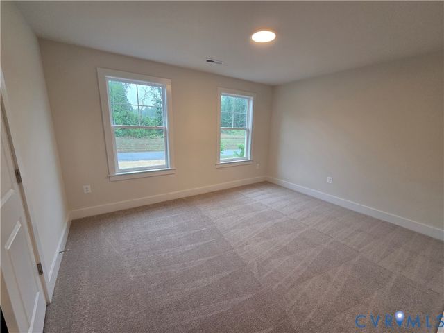 310 Fairview Dr, Mineral, VA 23117