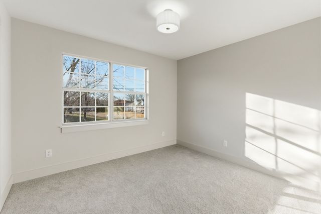 701 Rocky Ridge Cir, La Vergne, TN 37086