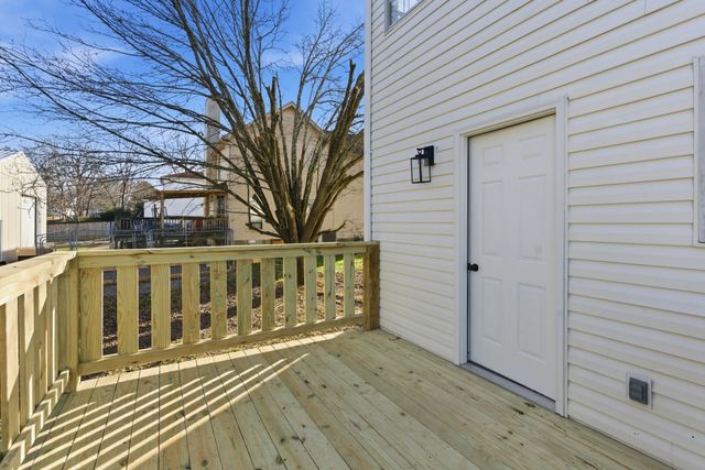 701 Rocky Ridge Cir, La Vergne, TN 37086