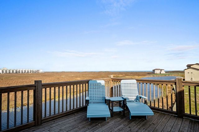 146 Villa Pamplona Dr, Port Aransas, TX 78373