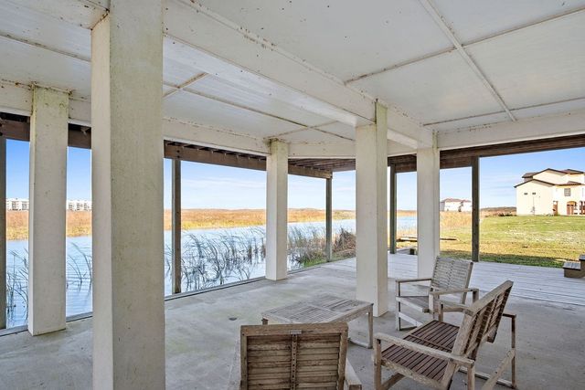 146 Villa Pamplona Dr, Port Aransas, TX 78373