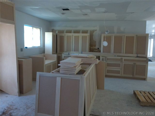 101 W G Street, Jenks, OK 74037