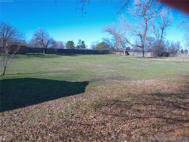 101 W G Street, Jenks, OK 74037