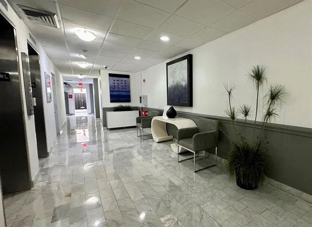 1625 SE 10th Avenue 302, Fort Lauderdale, FL 33316