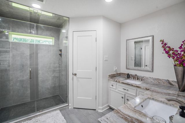 1006 Castle Hill Trail, Houston, TX 77339