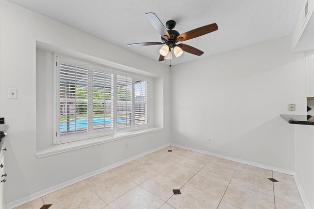 3202 Kempwood Drive, Sugar Land, TX 77479