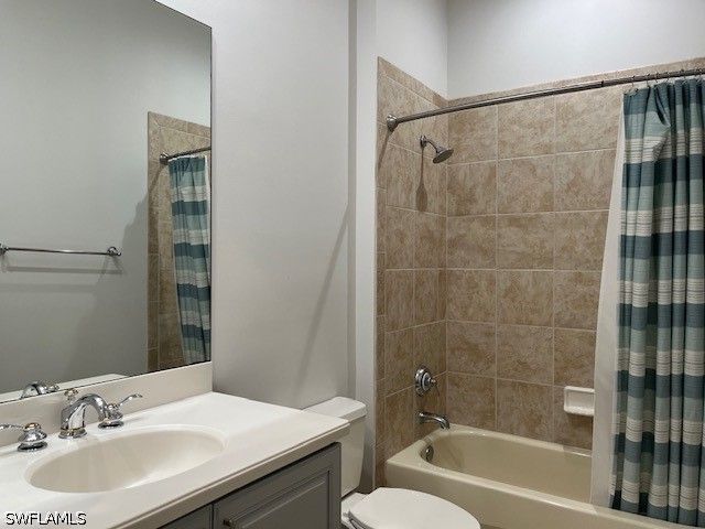 7842 Hawthorne DR 1703, Naples, FL 34113